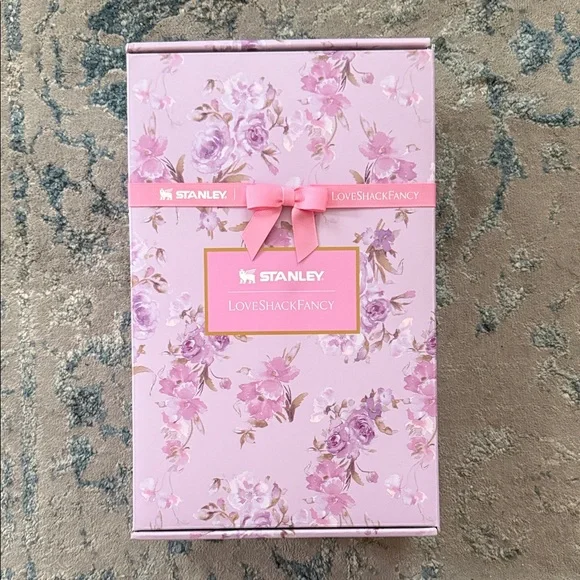 Stanley x Loveshackfancy 40oz Tumbler- Purple Floral - Picture 6 of 6